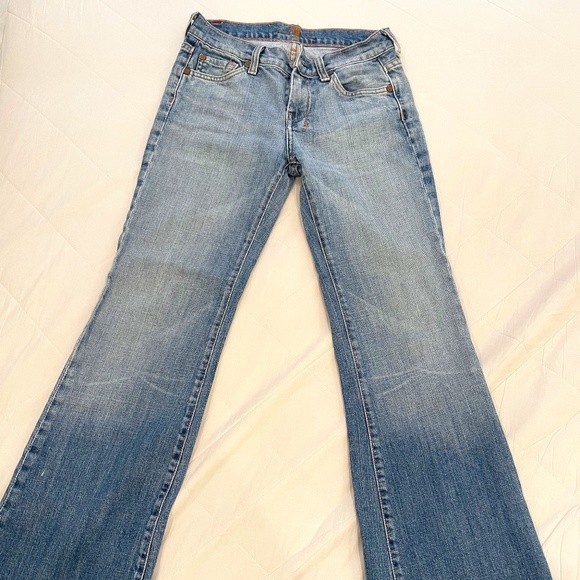 Jeans - Picture 1 of 2